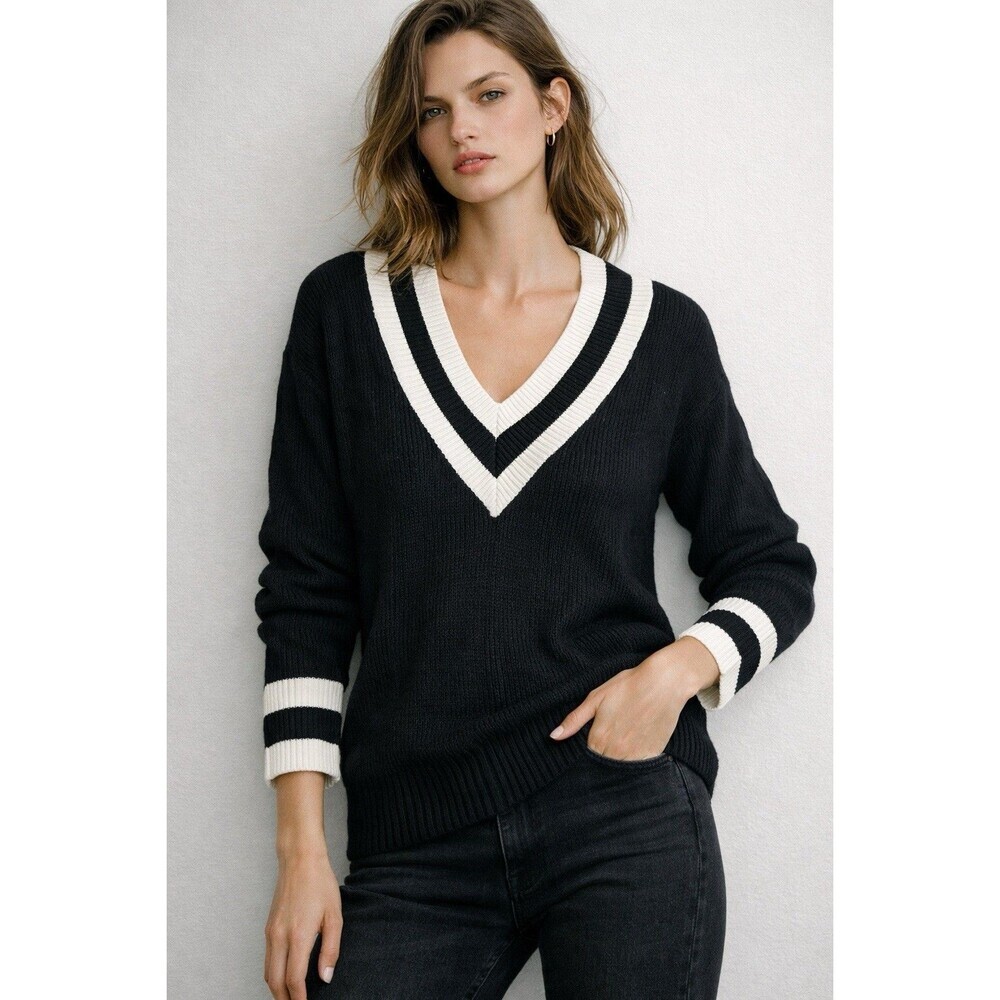 Zenana Outfitters Black V-Neck Varsity Stripe Knit Sweater Size S
